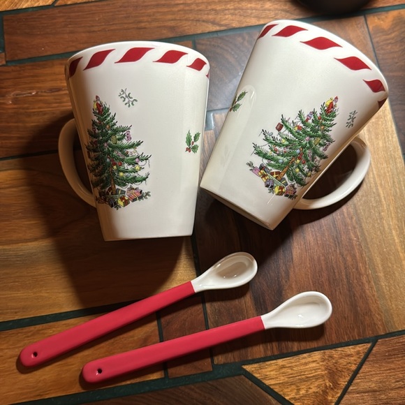 NIB Spode Christmas Tree mug set with spoons - Picture 13 of 16